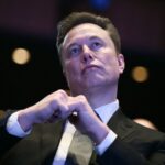 Elon Musk erster Billionär der Welt dank SpaceX IPO. Die Aktie startet bei 135 Dollar an der Nasdaq. Infos zu Starlink, Marktkapitalisierung und Risiken.